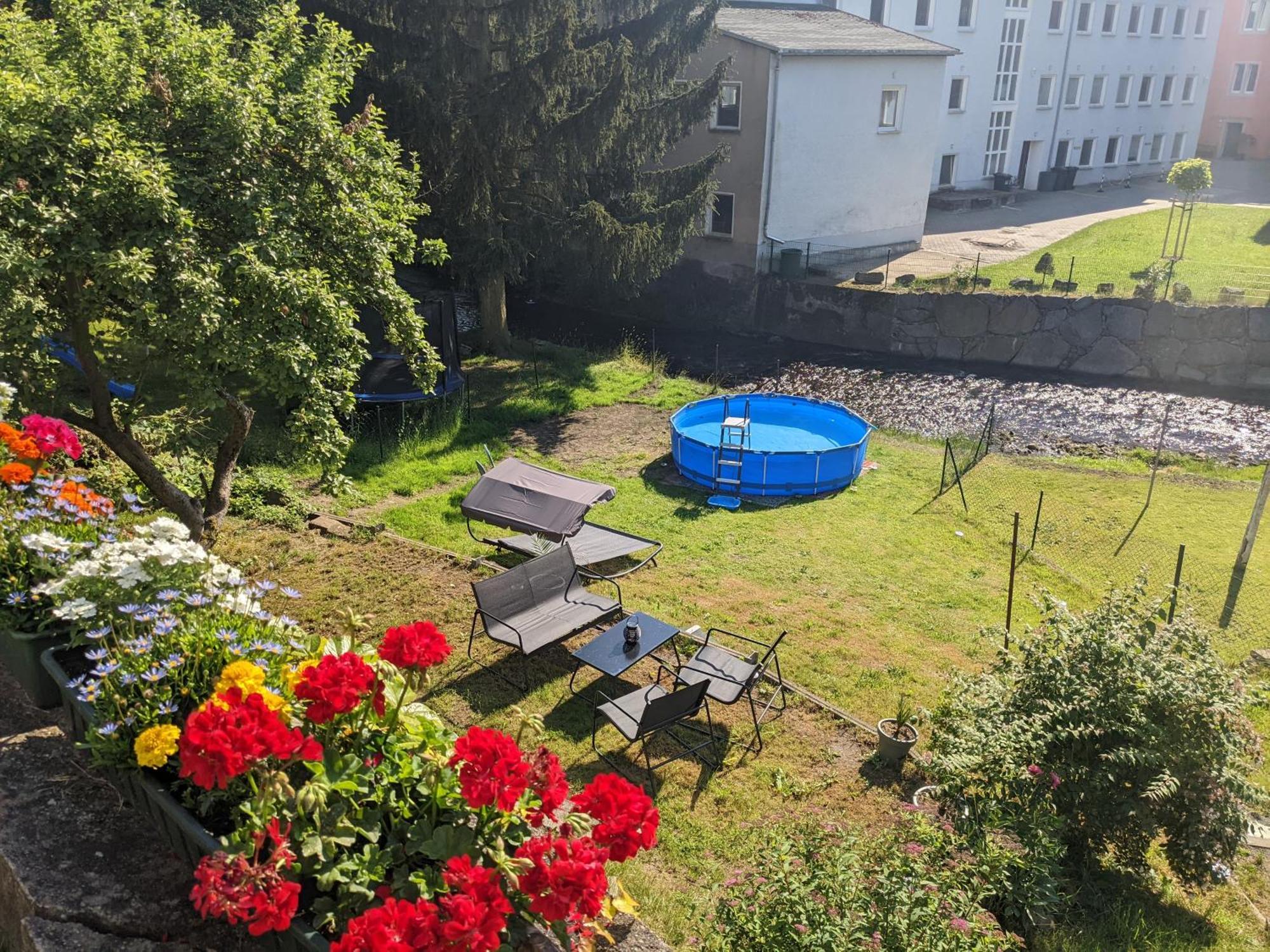 F1 - Urlaubsmagie - Helle Wohnung Mit Sauna & Pool & Whirlpool Sebnitz Exterior foto